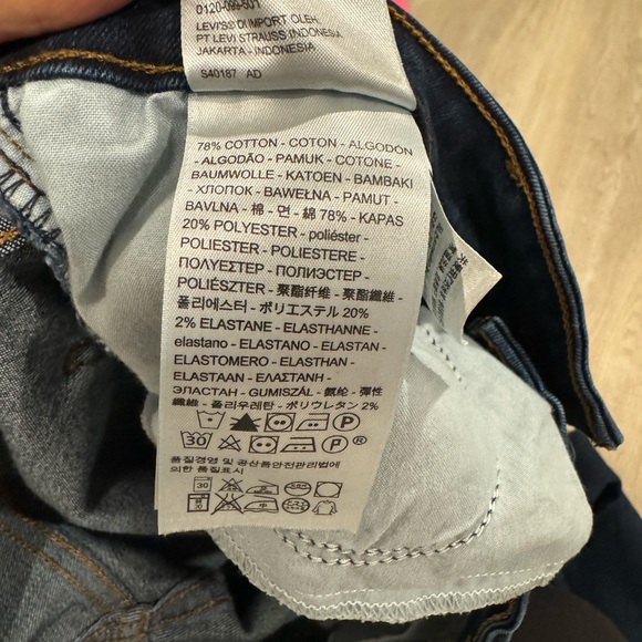 Levi Strauss mid rise skinny jeans - Picture 4 of 4